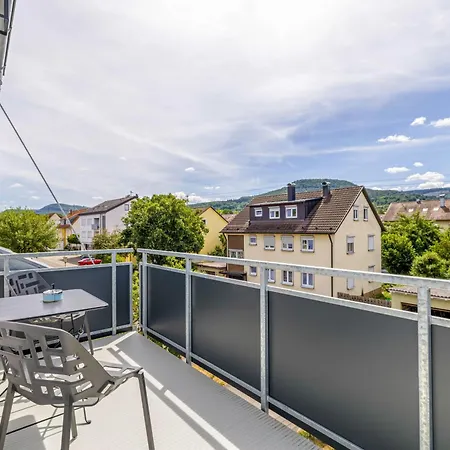 1 Links Appartement *